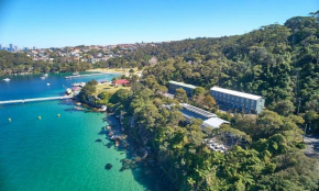 Land's Edge Harbour Lodge, Sydney